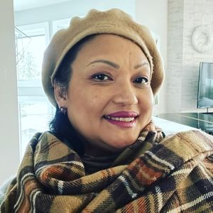 Meet your Posher, Imelda